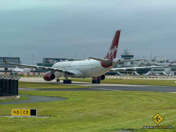 Airbus A330-343
